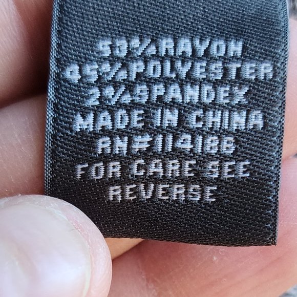 89th & Madison Gray Angled/Ribbed Scoop Neck Jersey Size Medium - Picture 9 of 14